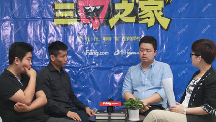 《三口之“家”》訪談現(xiàn)場(chǎng)，本期特約企業(yè)：譽(yù)巢別墅裝飾公司